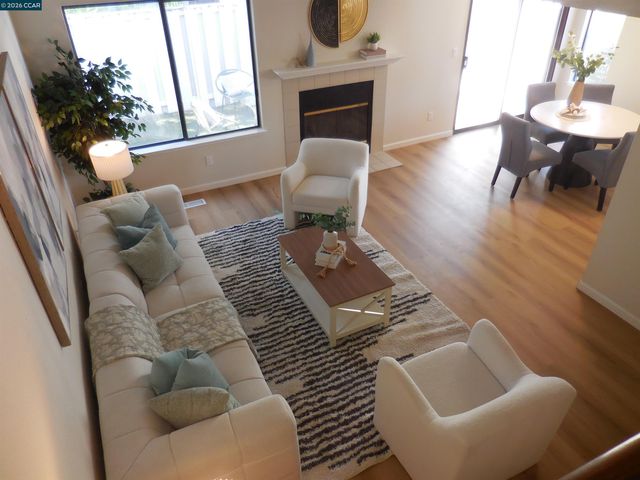 301 Delmonte Way END UNIT, Pinole, CA 94564