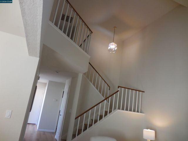301 Delmonte Way END UNIT, Pinole, CA 94564