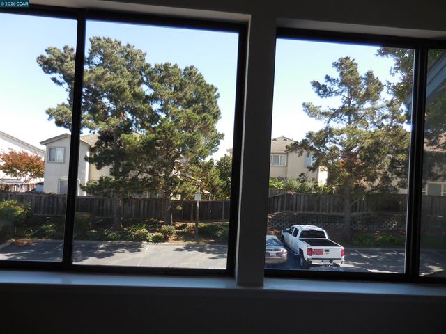 301 Delmonte Way END UNIT, Pinole, CA 94564