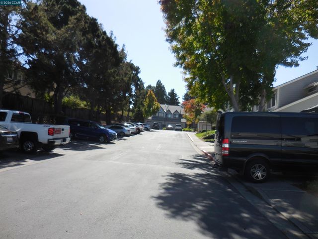301 Delmonte Way END UNIT, Pinole, CA 94564