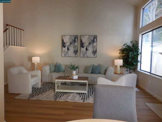 301 Delmonte Way END UNIT, Pinole, CA 94564