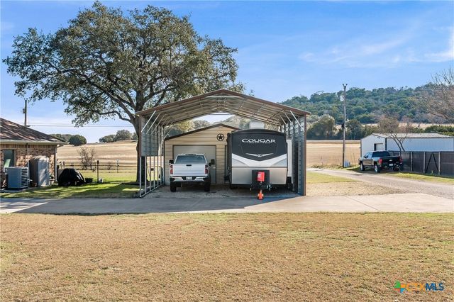 10223 Southshore Drive, Salado, TX 76571