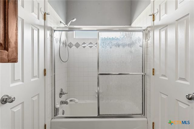 10223 Southshore Drive, Salado, TX 76571