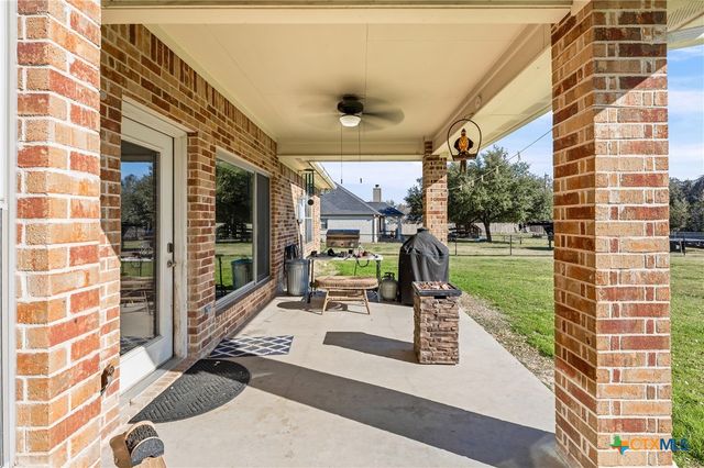 10223 Southshore Drive, Salado, TX 76571