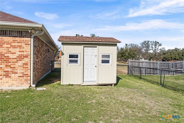 10223 Southshore Drive, Salado, TX 76571
