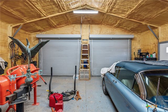 10223 Southshore Drive, Salado, TX 76571