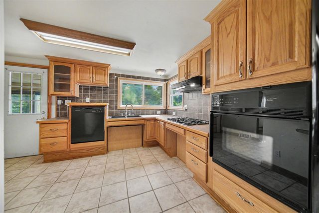 9100 Willis Road, Willis, MI 48191