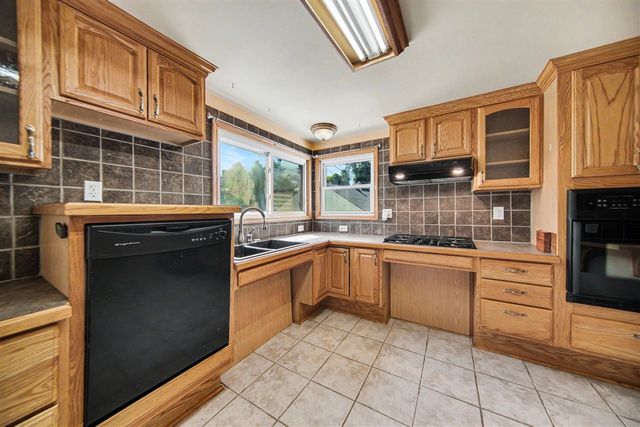 9100 Willis Road, Willis, MI 48191
