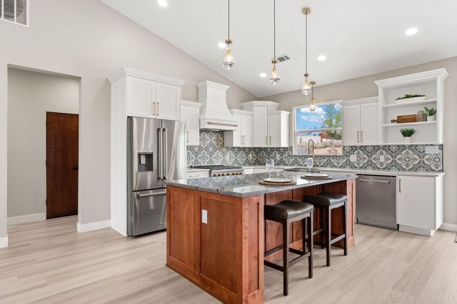 3073 Oculus Loop NE, Rio Rancho, NM 87144