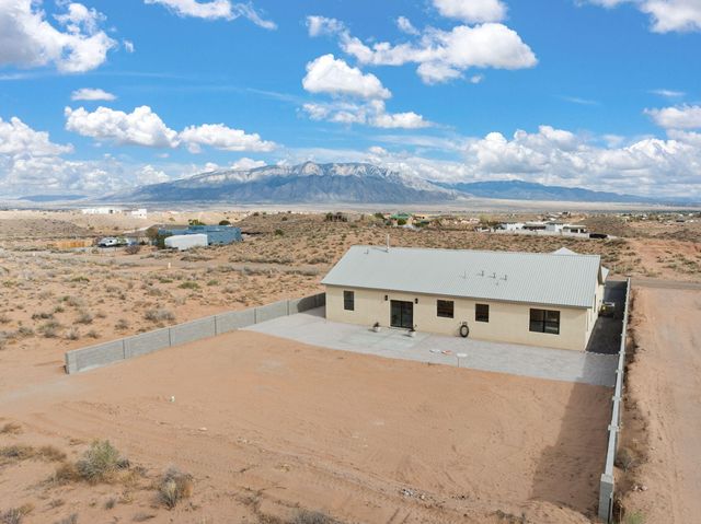 3073 Oculus Loop NE, Rio Rancho, NM 87144