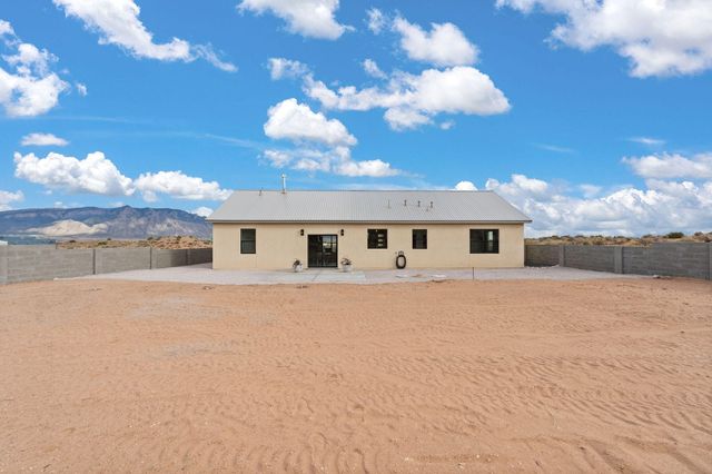 3073 Oculus Loop NE, Rio Rancho, NM 87144