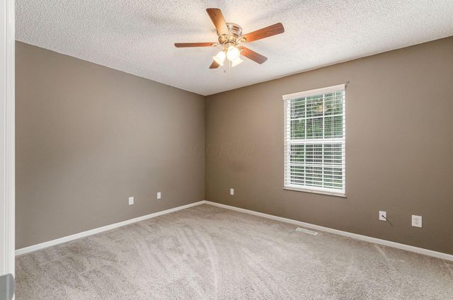 7279 Kirkdale Drive, 27E, Blacklick, OH 43004