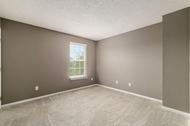 7279 Kirkdale Drive, 27E, Blacklick, OH 43004