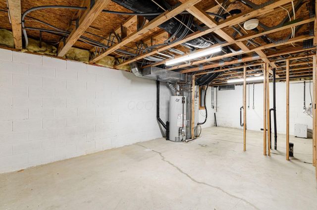 7279 Kirkdale Drive, 27E, Blacklick, OH 43004