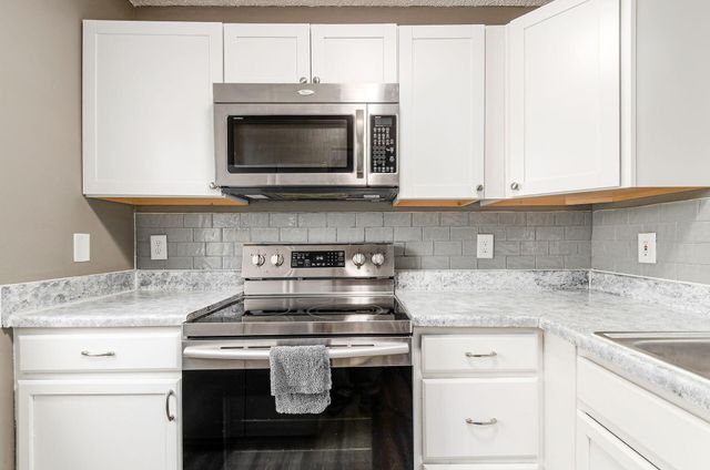 7279 Kirkdale Drive, 27E, Blacklick, OH 43004