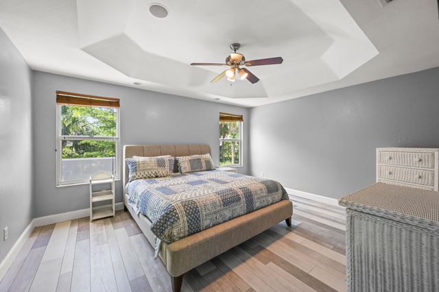 5066 NORTHERN LIGHTS Drive, Greenacres, FL 33463