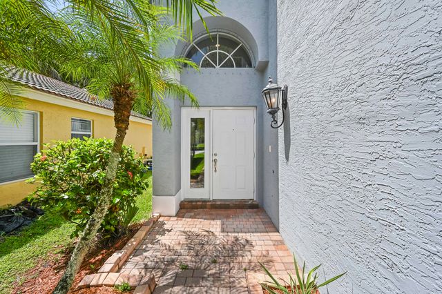 5066 NORTHERN LIGHTS Drive, Greenacres, FL 33463