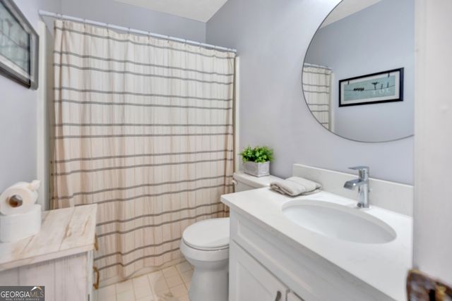 130 Wynbrook Drive, Mcdonough, GA 30253