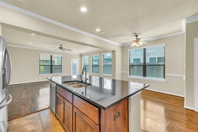 1119 W 26th Street, Houston, TX 77008