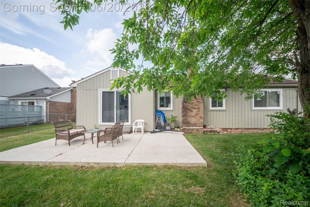 1129 Whittier Drive, Canton Charter Township, MI 48187