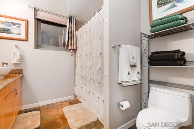 1150 J Street 424, San Diego, CA 92101