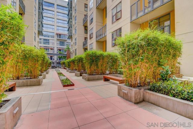 1150 J Street 424, San Diego, CA 92101