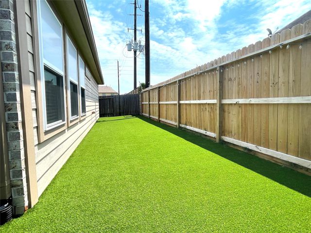 29314 Nectar Bloom Court, Spring, TX 77386