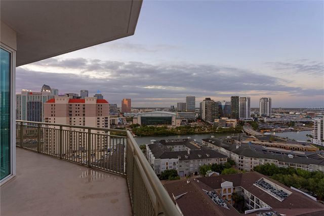 450 KNIGHTS RUN AVENUE 1901, Tampa, FL 33602