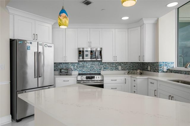 450 KNIGHTS RUN AVENUE 1901, Tampa, FL 33602