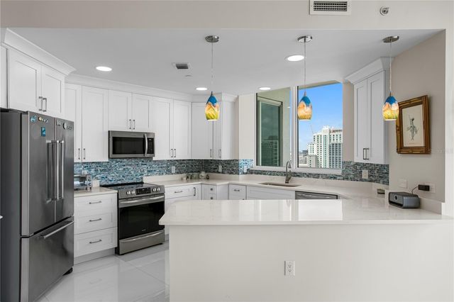 450 KNIGHTS RUN AVENUE 1901, Tampa, FL 33602