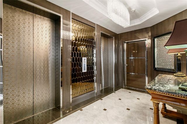 450 KNIGHTS RUN AVENUE 1901, Tampa, FL 33602