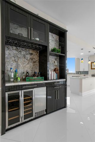 450 KNIGHTS RUN AVENUE 1901, Tampa, FL 33602