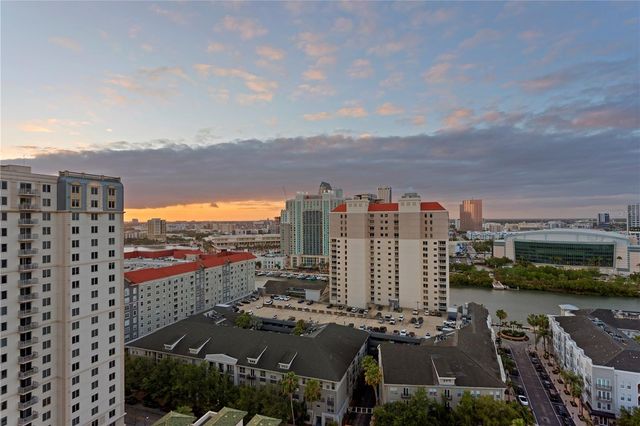 450 KNIGHTS RUN AVENUE 1901, Tampa, FL 33602