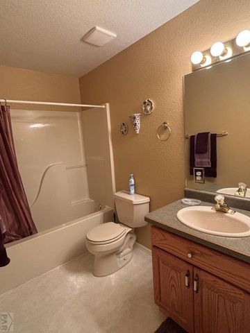 11 Malibu Court, Pueblo, CO 81005
