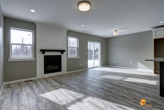 4842 W Sassy Avenue, Wasilla, AK 99623