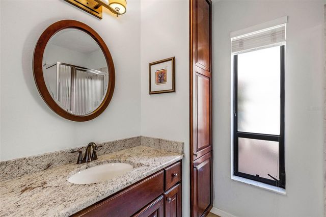 440 PALMETTO COURT 5, Venice, FL 34285