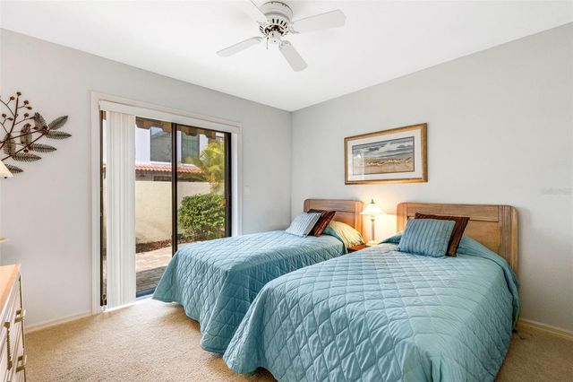 440 PALMETTO COURT 5, Venice, FL 34285