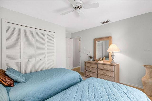 440 PALMETTO COURT 5, Venice, FL 34285