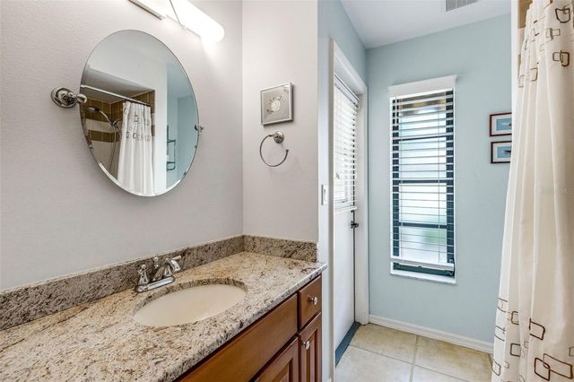 440 PALMETTO COURT 5, Venice, FL 34285