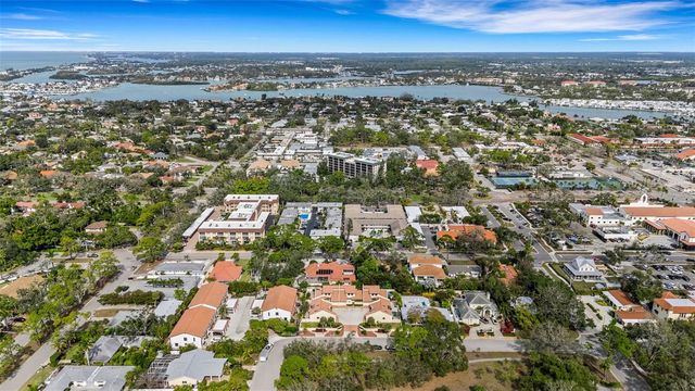 440 PALMETTO COURT 5, Venice, FL 34285