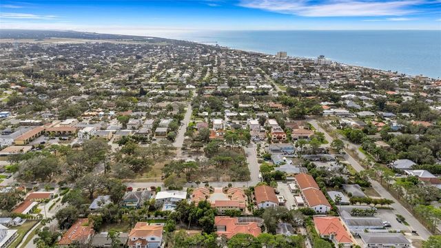 440 PALMETTO COURT 5, Venice, FL 34285