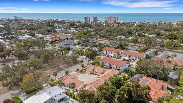 440 PALMETTO COURT 5, Venice, FL 34285