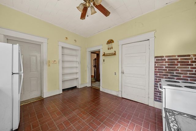 175 W Princeton St, Crofton, KY 42217