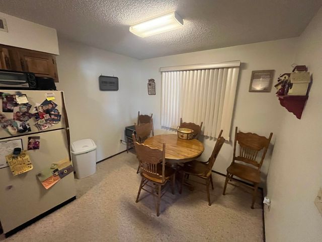 1500 E 10th Ave Apt E1, Winfield, KS 67156