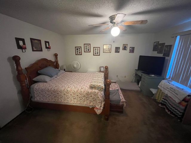 1500 E 10th Ave Apt E1, Winfield, KS 67156