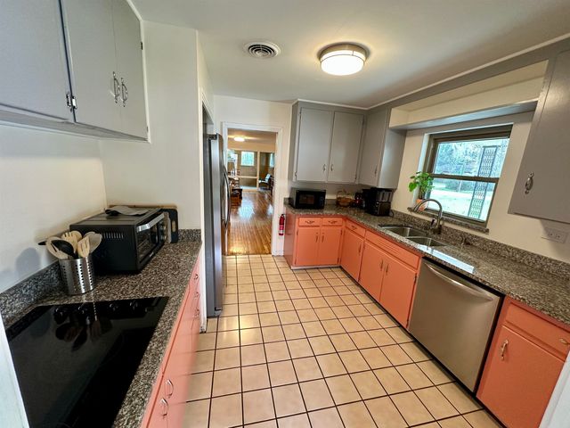 640 Voncile Avenue, Tallahassee, FL 32303