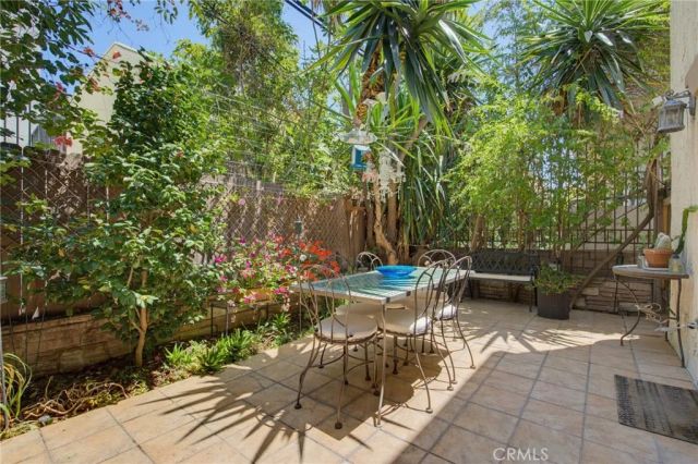 1850 Midvale Avenue 13, Los Angeles, CA 90025