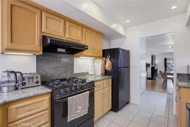 1850 Midvale Avenue 13, Los Angeles, CA 90025