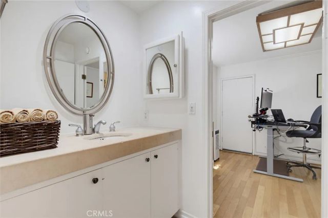 1850 Midvale Avenue 13, Los Angeles, CA 90025