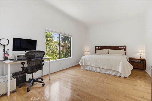 1850 Midvale Avenue 13, Los Angeles, CA 90025